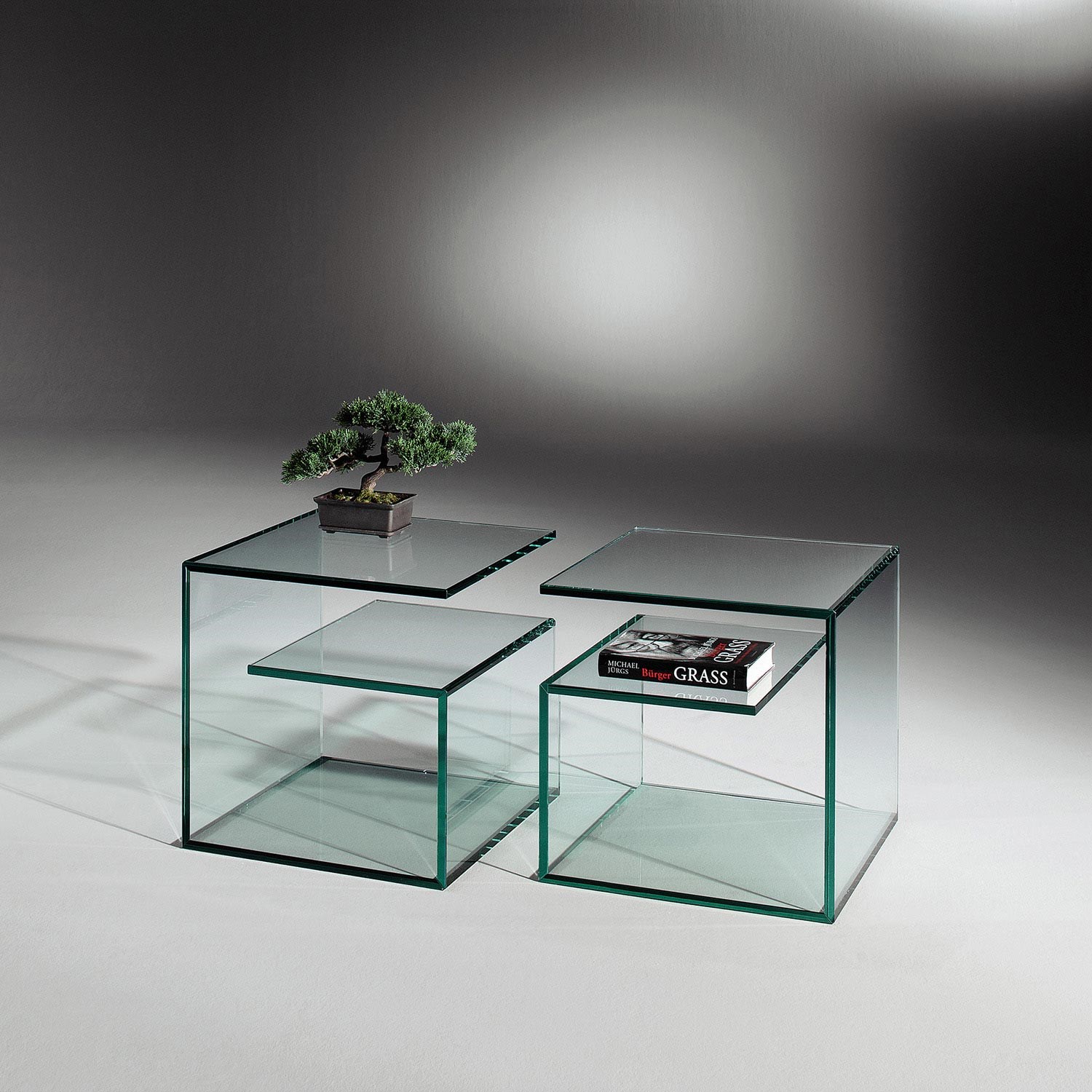 Glass side table JANUS V by DREIECK DESIGN: 2 x FLOATGLASS