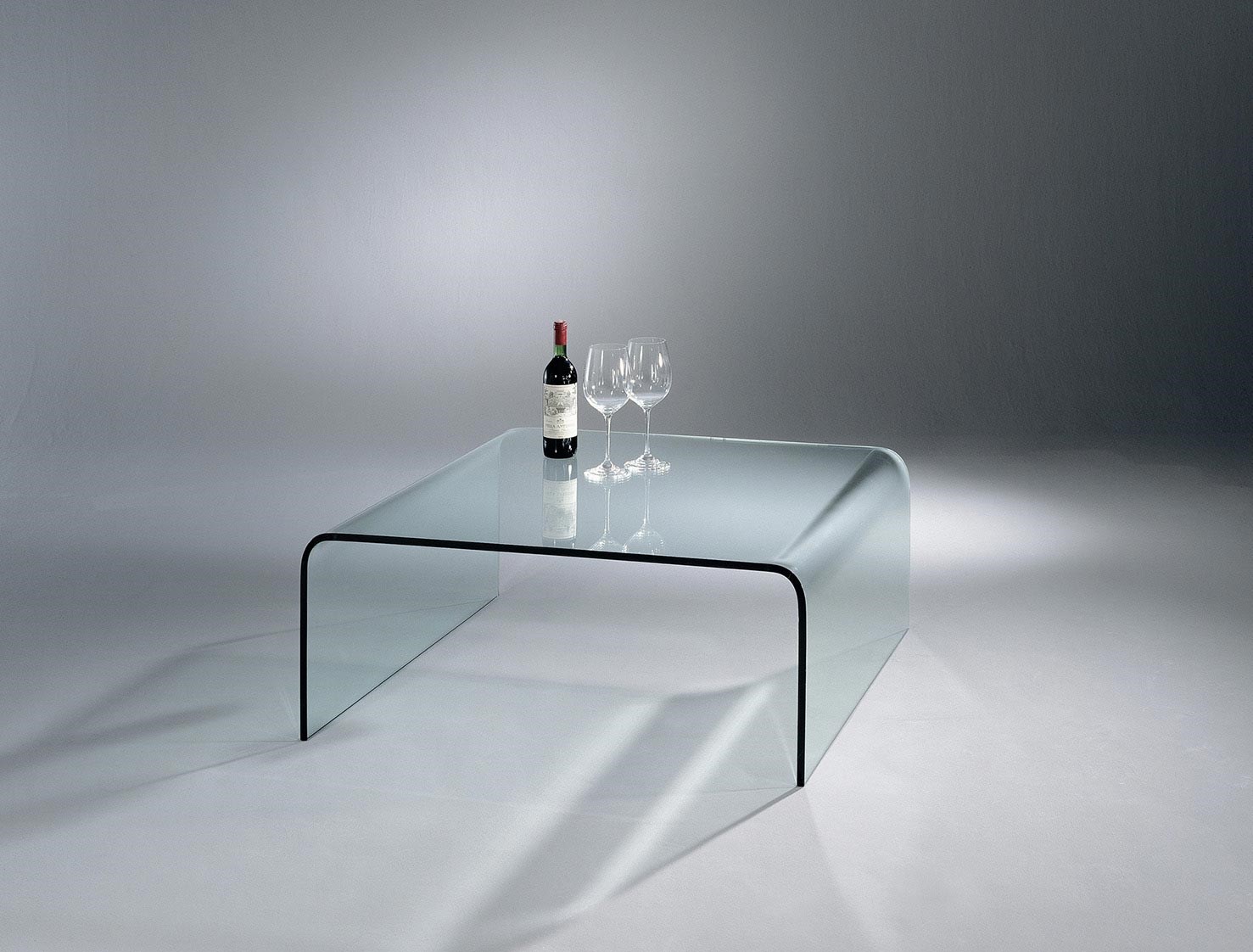 Gebogener Glascouchtisch UT von DREIECK DESIGN: UT 25 - Floatglas