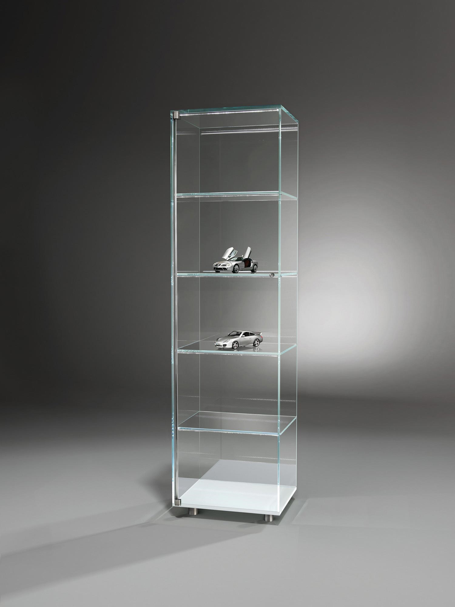 Glass cabinet SOLUS LED LINE by DREIECK DESIGN: door hinged on left - OPTIWHITE - ground plate color pure white