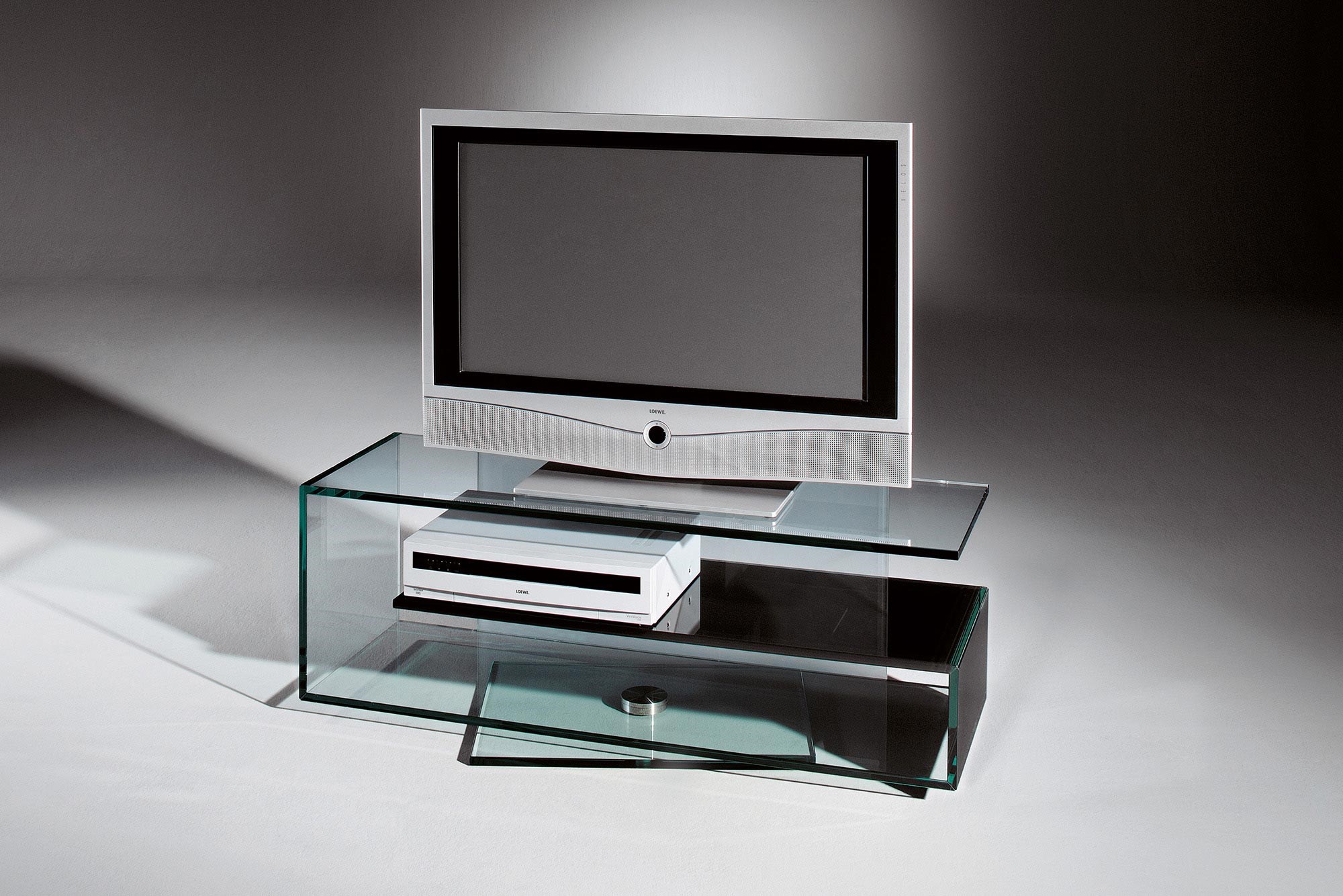 DREIECK DESIGN - glass tv rack JANUS XX - FLOATGLASS clear / lower angle color jet black