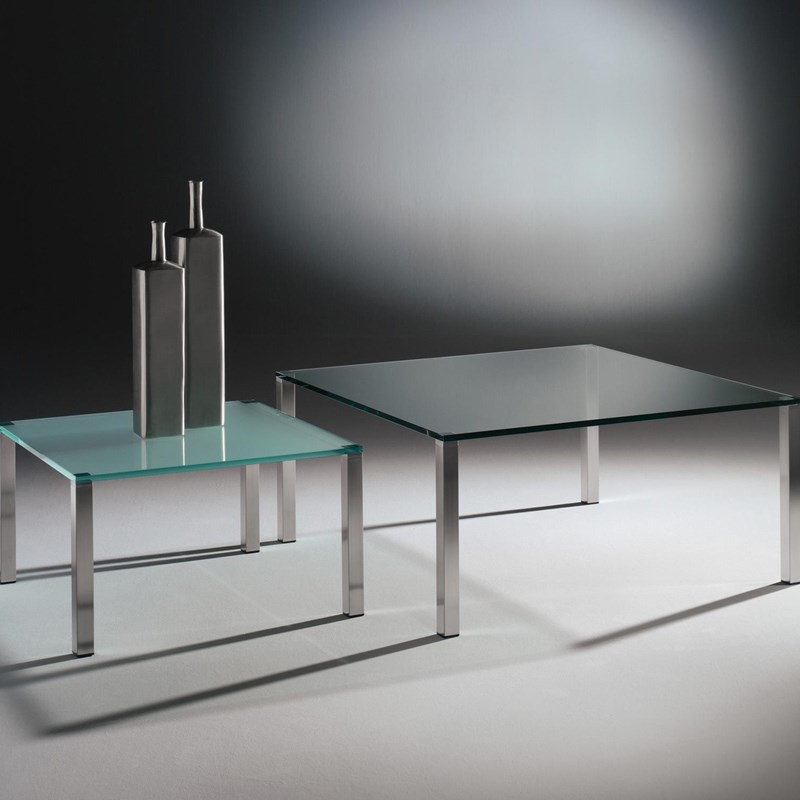 Glass cocktail table QUADRO by DREIECK DESIGN: Q 7740 - FLOATGLASS satinated + Q 1146 - FLOATGLASS clear - table feet stainless steel brushed