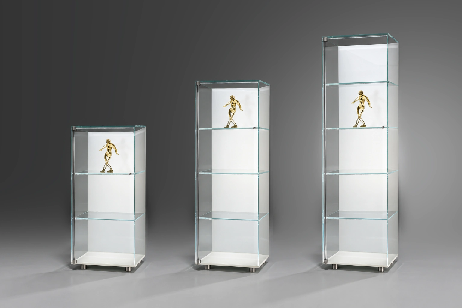 SOLUS LED LINE · Optiwhite · Back and base in pure white Samtcolor · Three heights at the same scale · Material illustration