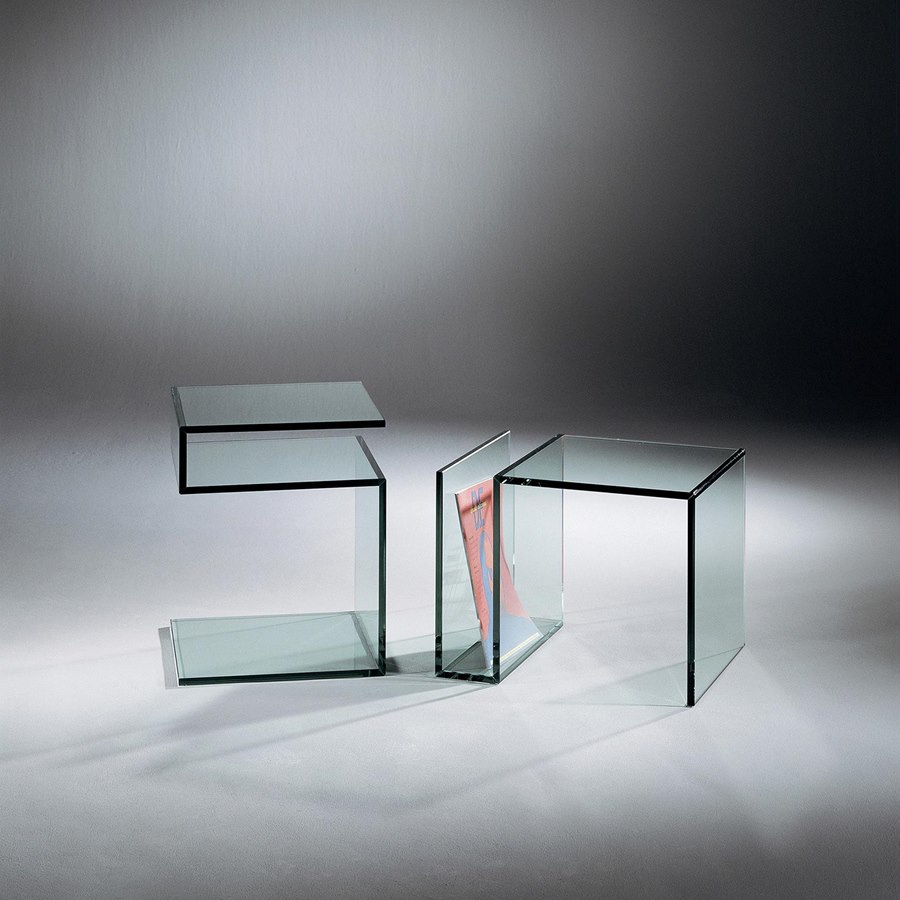 JANUS III Beistelltisch aus klassischem Floatglas mit deutlich grünlicher Glaskante