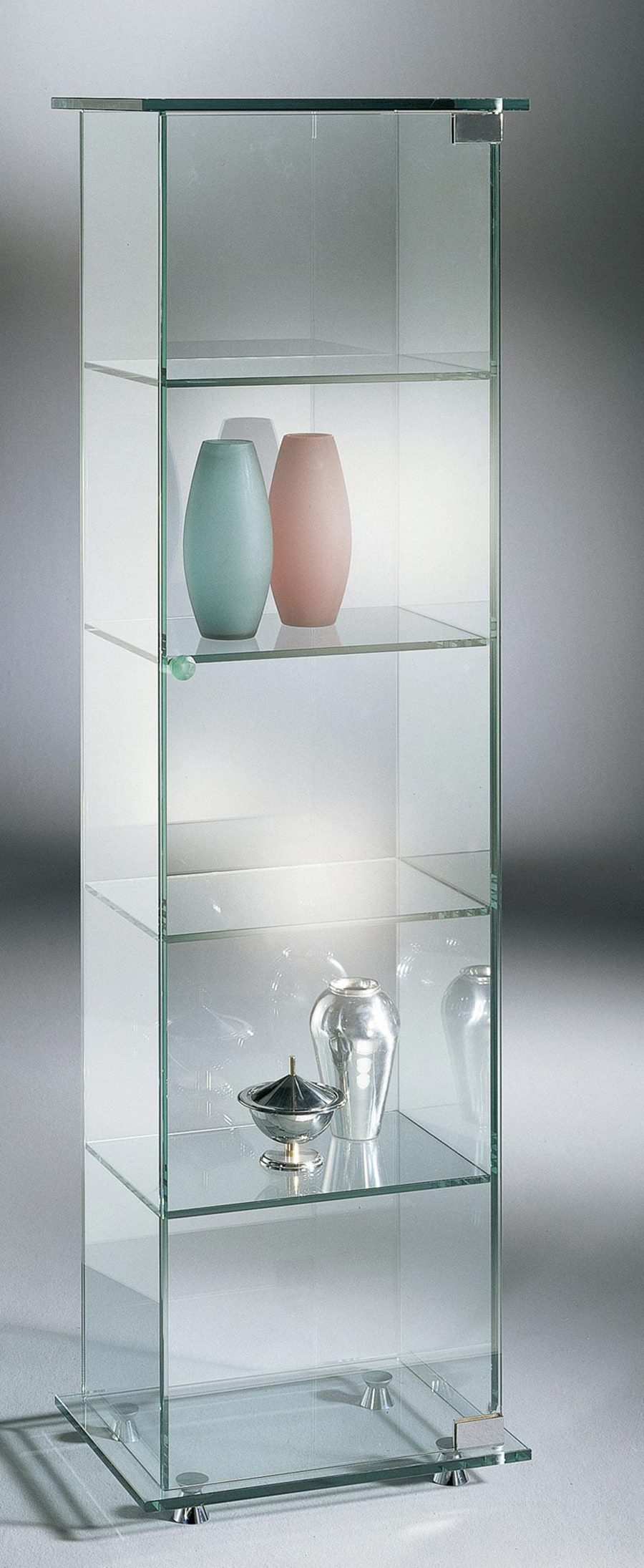 CASTEL freestanding glass cabinet with clear shelves and metal fittings