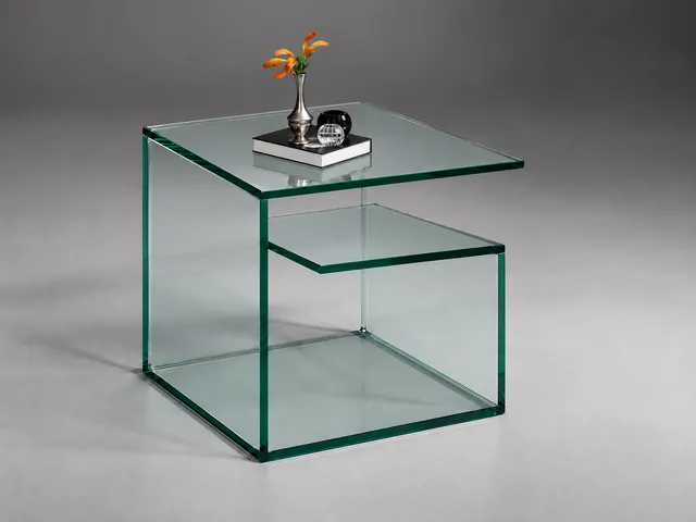 JANUS V · Floatglas · Klar · Materialillustration