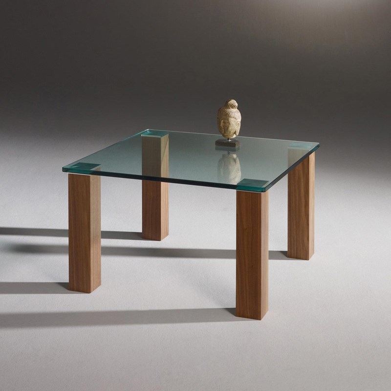 Glascouchtisch mit Holzfüßen REMUS von DREIECK DESIGN: RM 7742 - FLOATGLAS klar mit Rundecken - Tischfüße Nußbaum