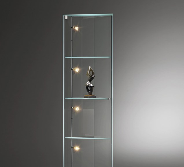 Eckvitrine aus Glas | Jede Ecke perfekt nutzen