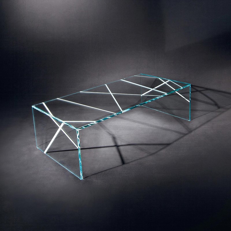 Glass cocktail table NIC by DREIECK DESIGN: OPTIWHITE clear - lines color pure white
