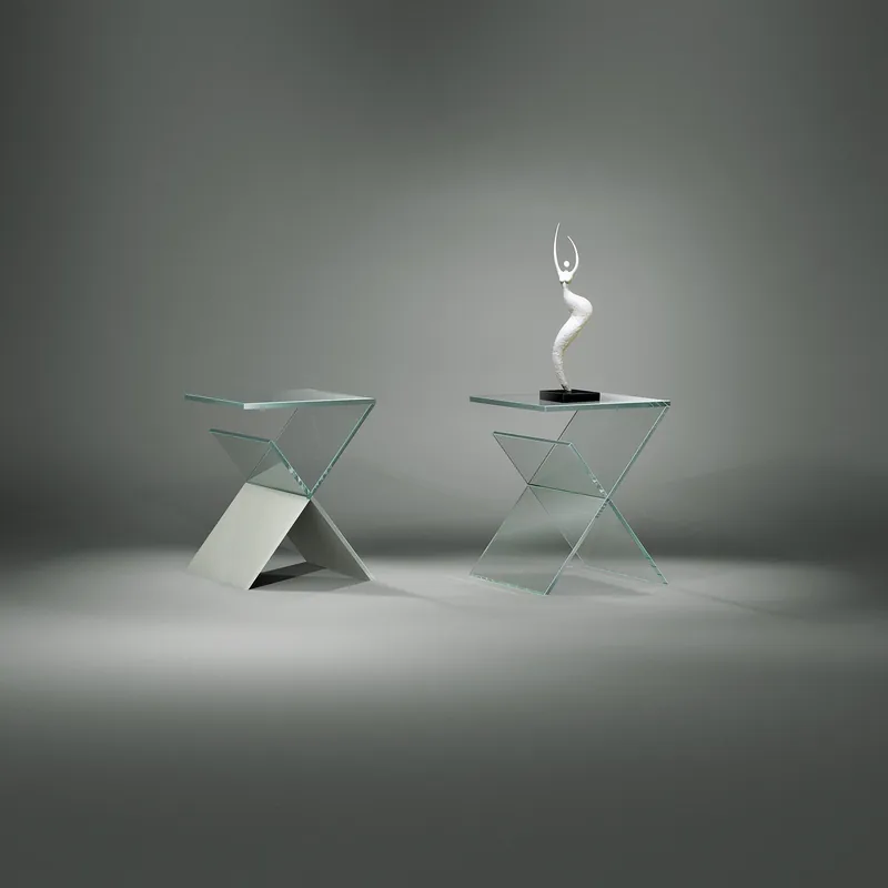 MISTER X · Lower L-shaped glass section
