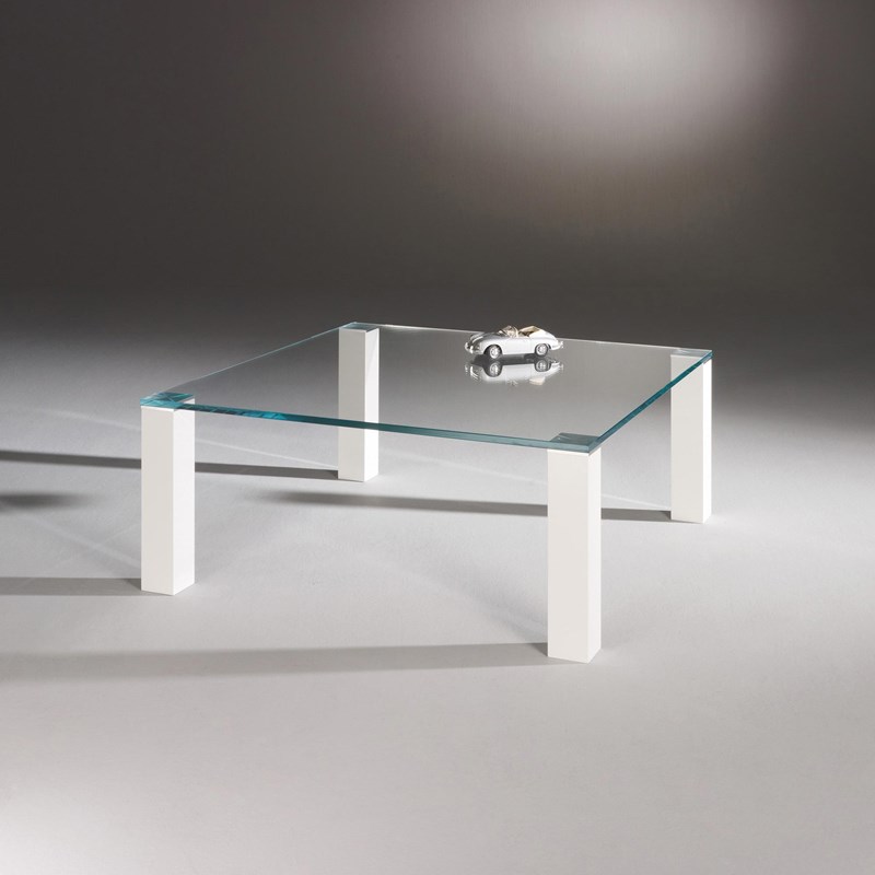 Glascouchtisch mit Holzfüßen REMUS von DREIECK DESIGN: RM 9942 - OPTIWHITE klar - Tischfüße reinweiss