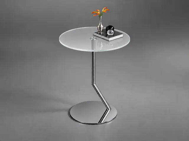 DISC · Optiwhite · Satin-finished · Material illustration
