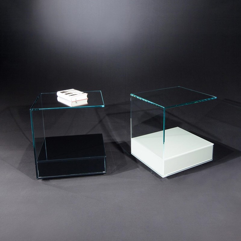 Glass bedside table PURE DOWN by DREIECK DESIGN: OPTIWHITE color jet black + pure white
