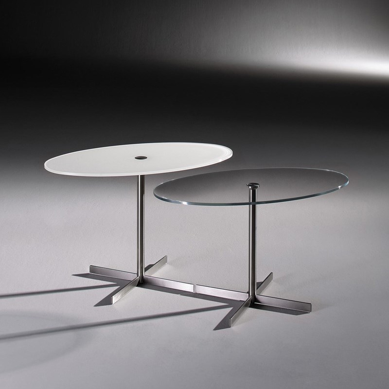 Glass side table LIDO by DREIECK DESIGN: Ellipse OPTIWHITE color pure white + clear - base stainless steel brushed